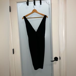 Lulus - Fitted Little Black Dress - Black